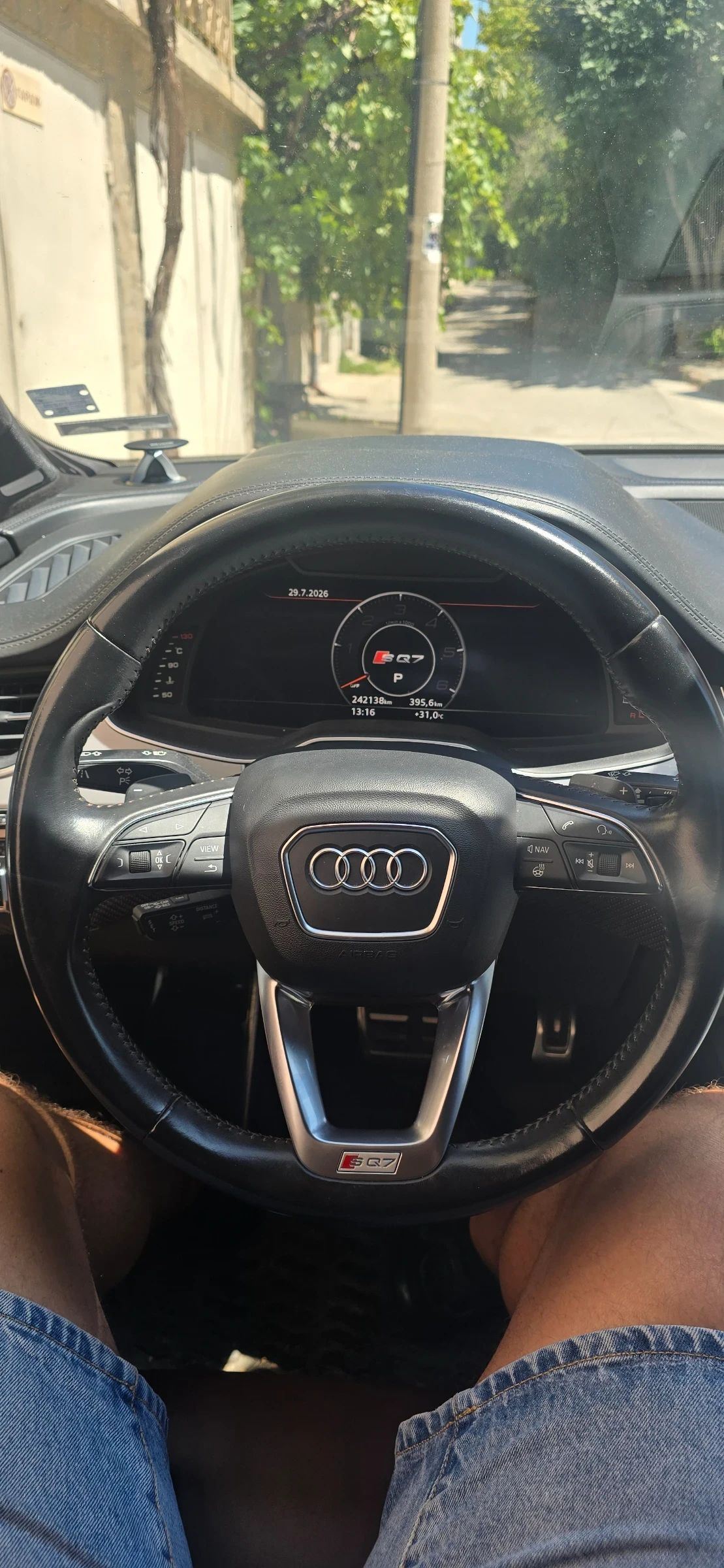 Audi SQ7, снимка 17 - Автомобили и джипове - 55459355