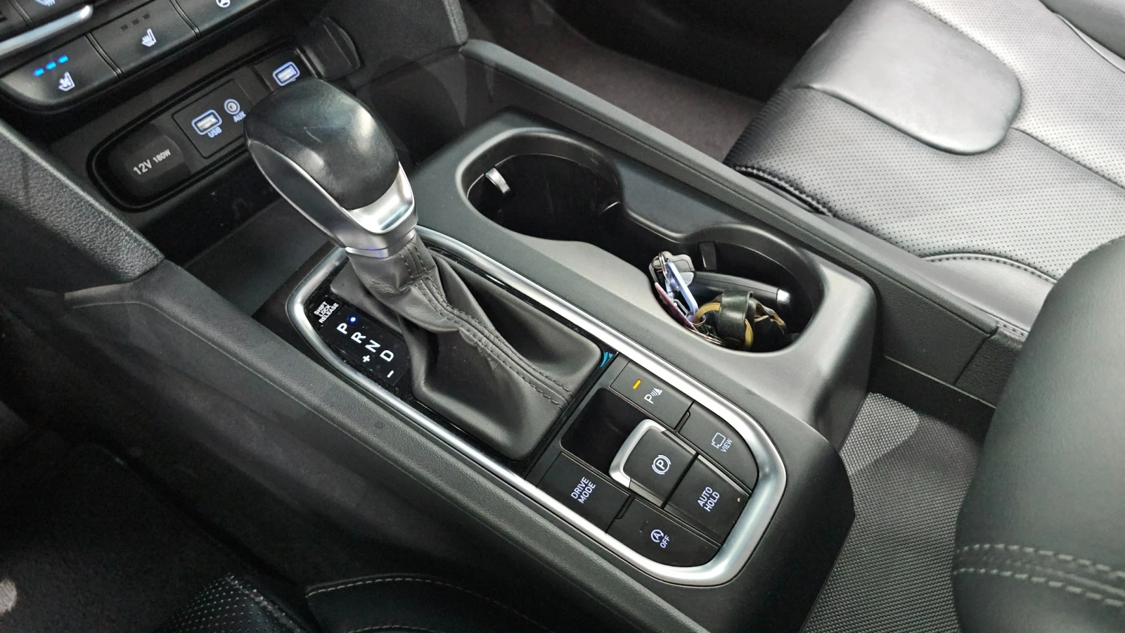 Hyundai Santa fe Diesel 2.0 2WD, снимка 8 - Автомобили и джипове - 55501336