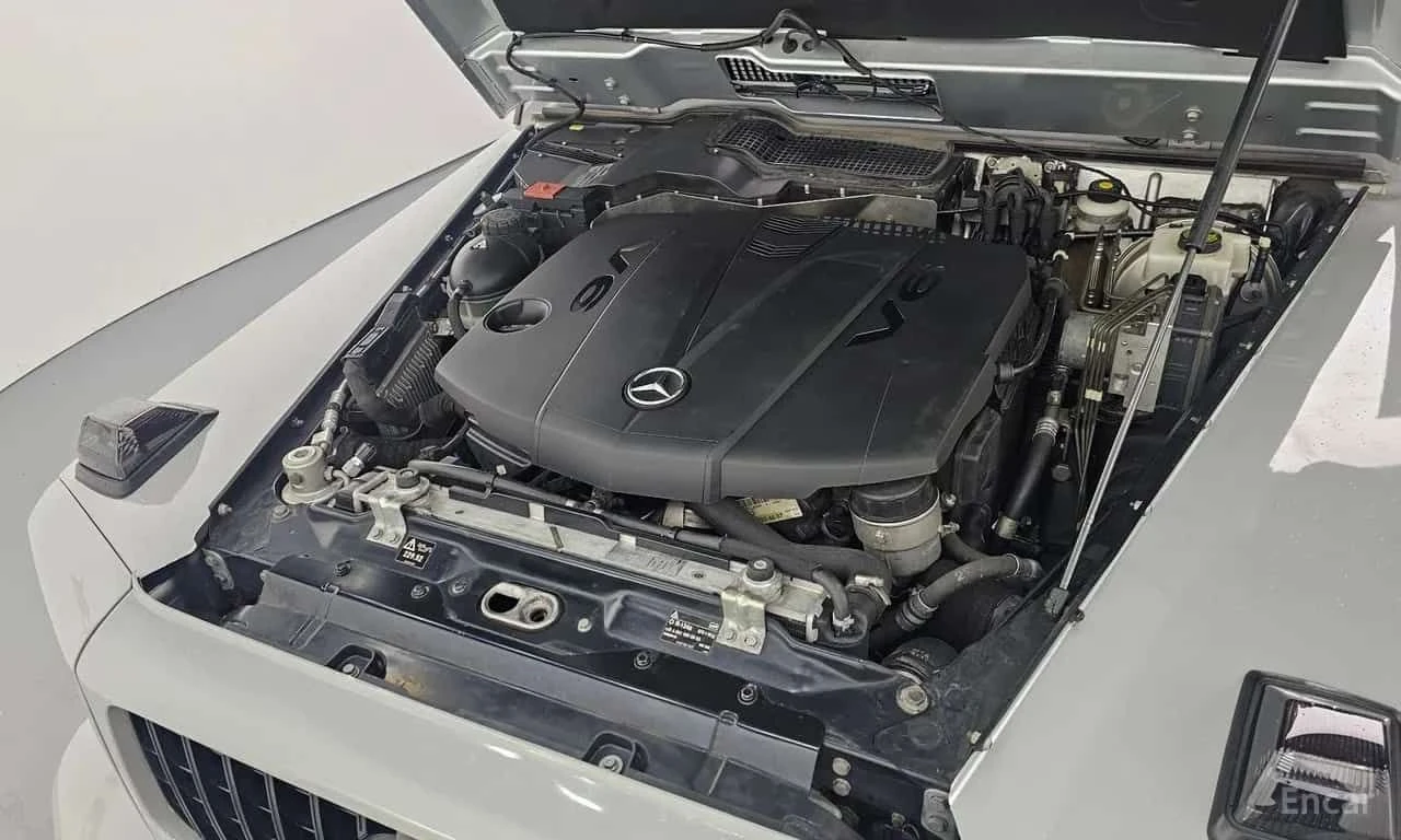 Mercedes-Benz G 350 * G350 BlueTEC * ОПЦИЯ ЗА ФИНАНСИРАНЕ, снимка 6 - Автомобили и джипове - 55574051