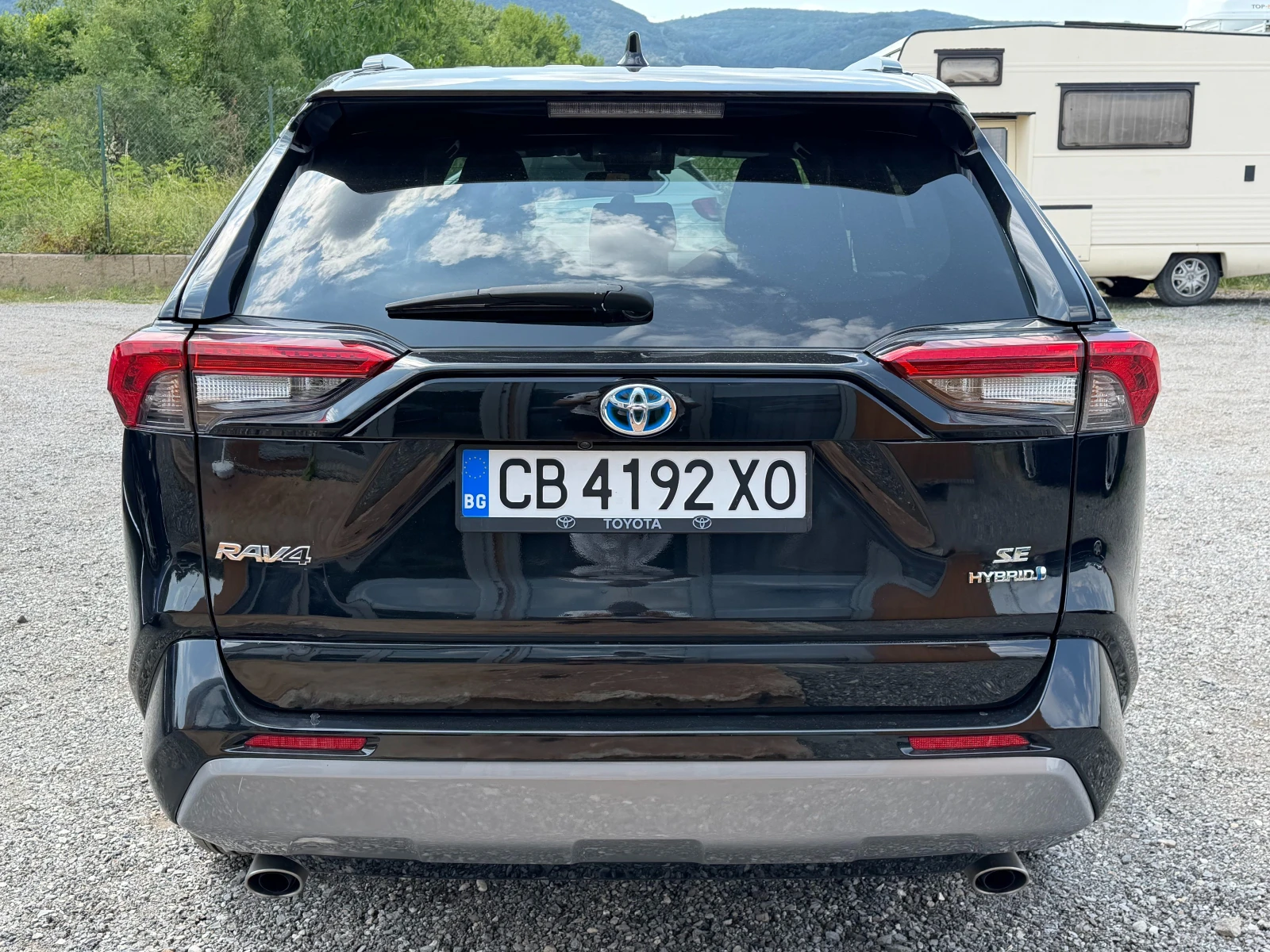 Toyota Rav4 SE 2.5 Hybrid / Малко км / Подгрев/ Дистроник, снимка 5 - Автомобили и джипове - 55724120