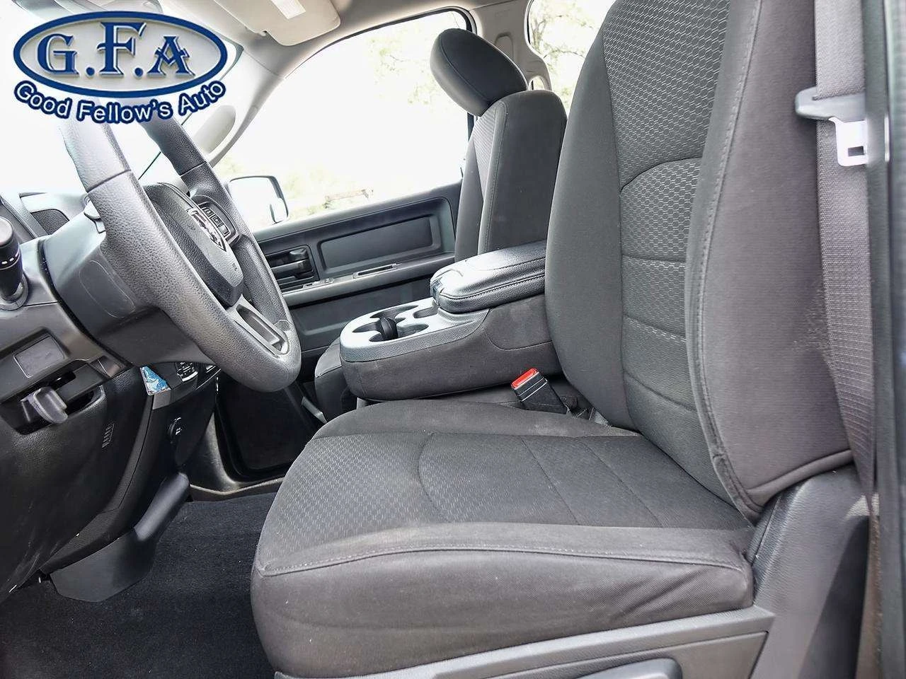 Dodge RAM 1500 * EXPRESS MODEL, CREW CAB, REARVIEW CAMERA* АВТОКР, снимка 12 - Автомобили и джипове - 56005967