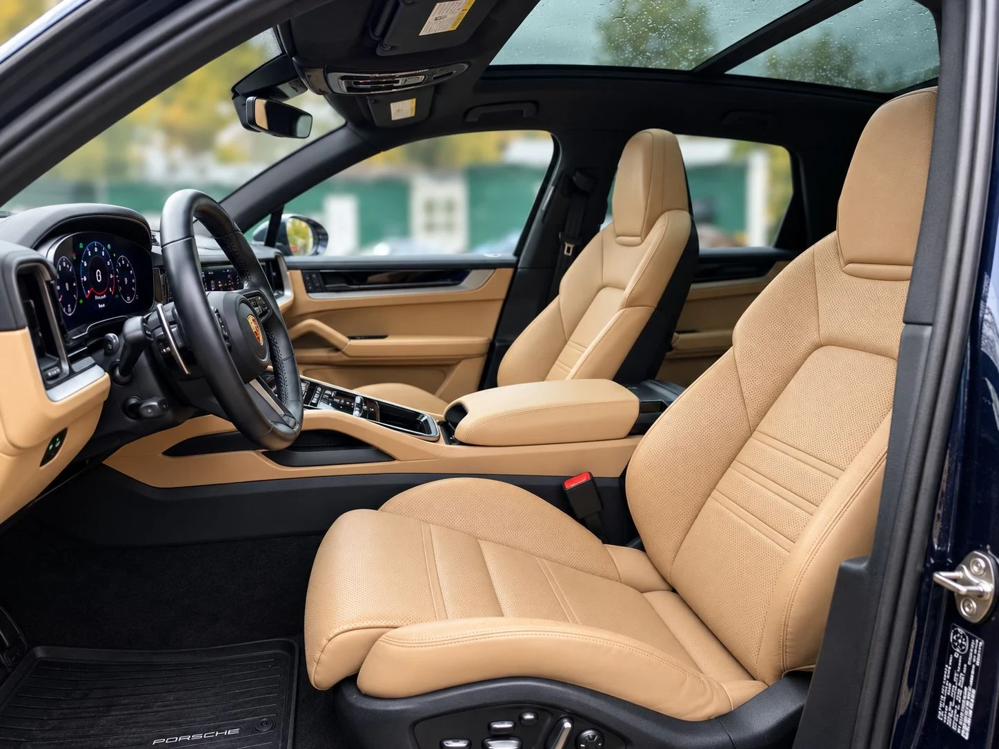 Porsche Cayenne E-hybrid/ГАРАНЦИЯ, снимка 5 - Автомобили и джипове - 56751596