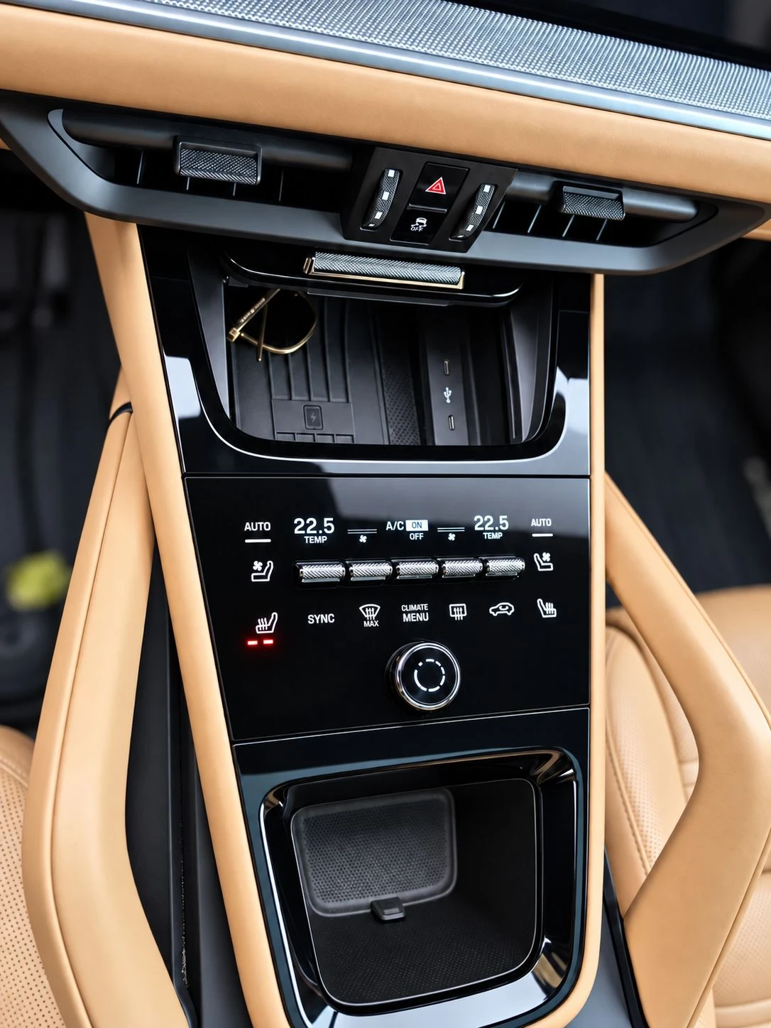 Porsche Cayenne E-hybrid/ГАРАНЦИЯ, снимка 7 - Автомобили и джипове - 56751596