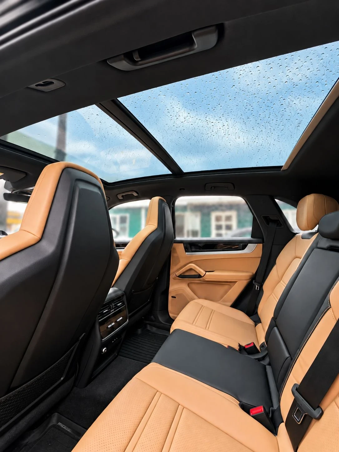 Porsche Cayenne E-hybrid/ГАРАНЦИЯ, снимка 8 - Автомобили и джипове - 56751596