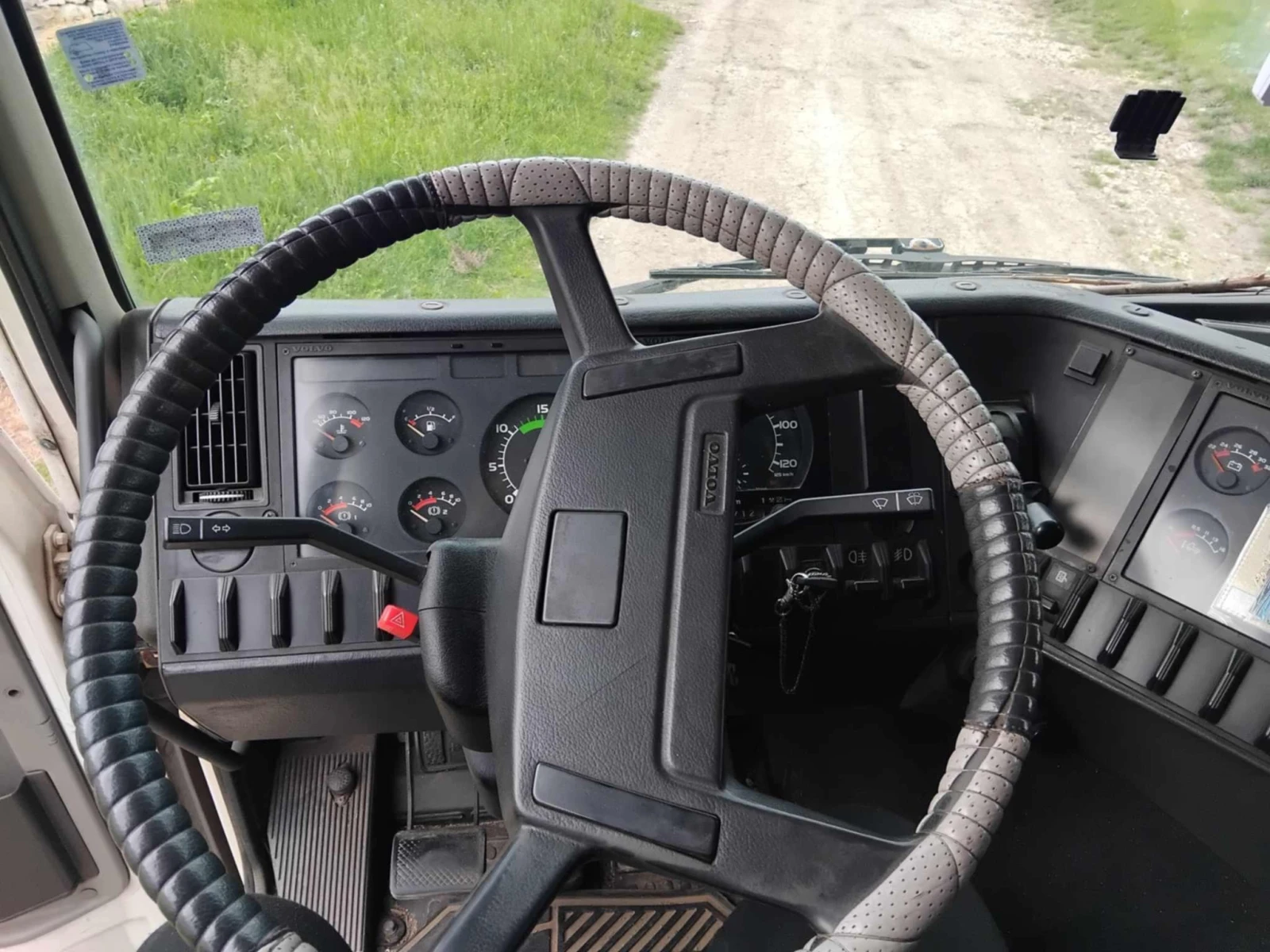 Volvo Fl  - изображение 7