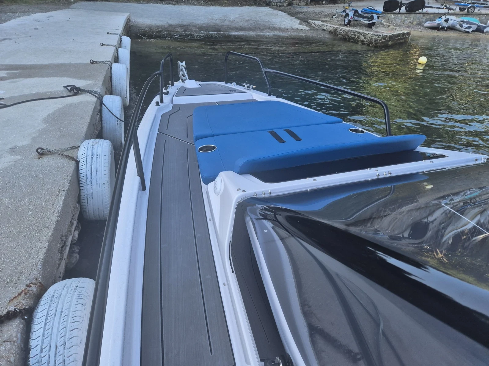   Axopar 25Top cross  | Mobile.bg   6