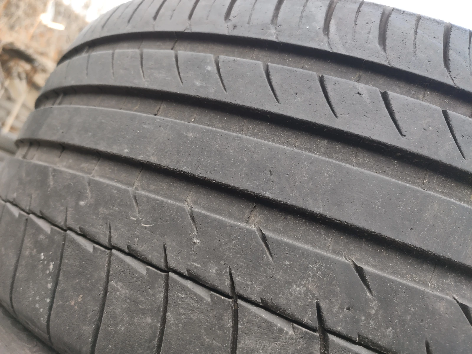  235/40R18 | Mobile.bg   4