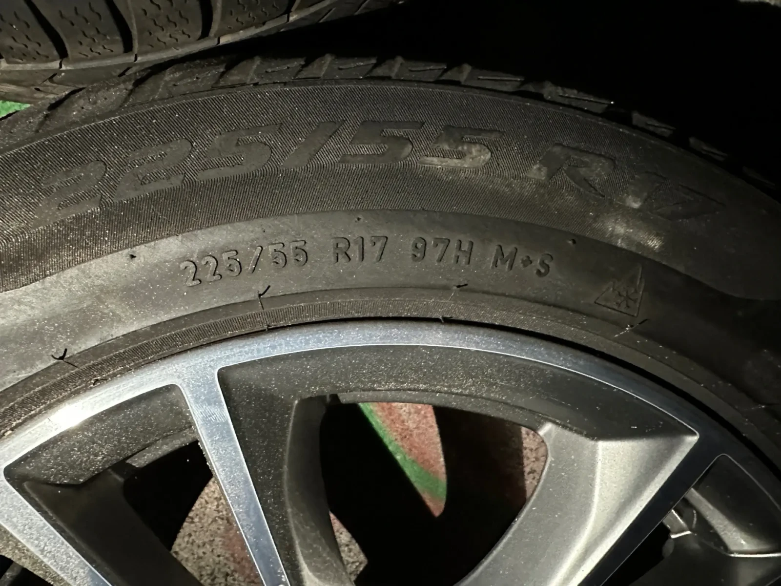    225/55R17  BMW | Mobile.bg   1