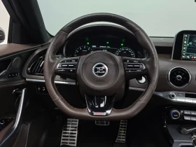 Kia Stinger 3.3 AWD GT - САМО 30% АВАНС, снимка 13