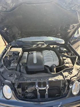 Mercedes-Benz E 220, снимка 4