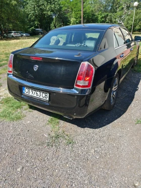 Chrysler 300c Lancia Thema | Mobile.bg    11