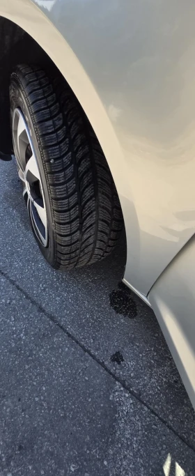 VW Touran - 7100 € / 13886.39 лв. - 28463270 4