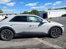 Hyundai Ioniq 5 SE / LONG RANGE / AWD / 77.4 KWH / ТЪРГ 22.10. / | Auto.bg — изображение 13