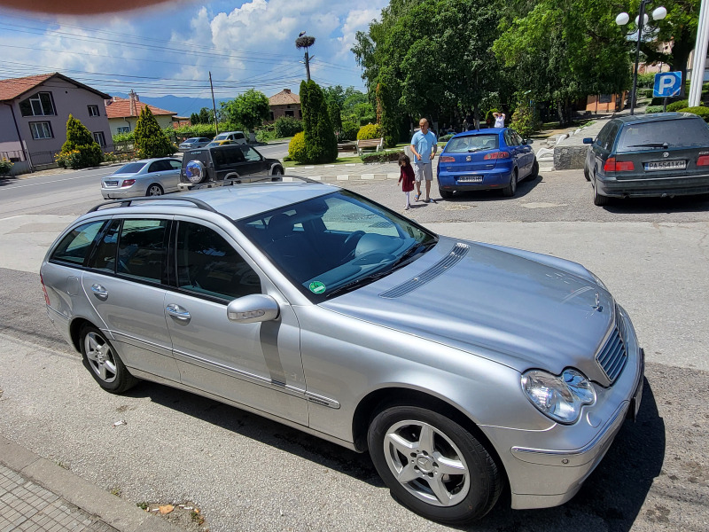 Mercedes-Benz C 180, снимка 7 - Автомобили и джипове - 46009804