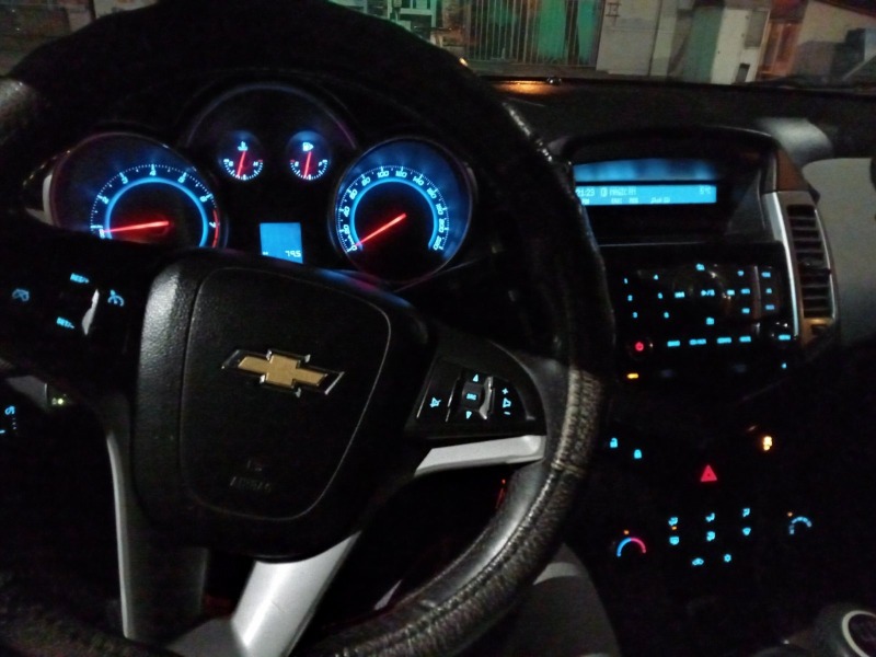 Chevrolet Cruze, снимка 4 - Автомобили и джипове - 46022170