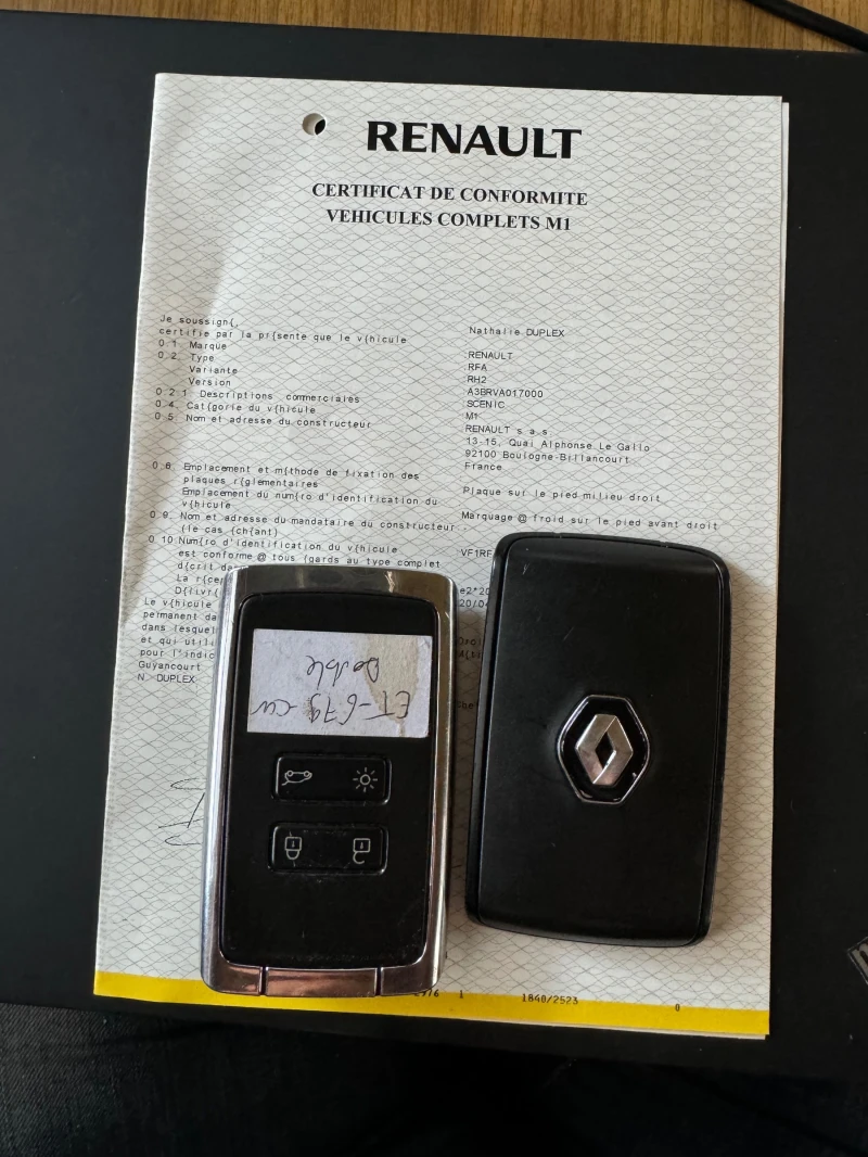 Renault Grand scenic 1.5dCI-AUTOMATIC-NAVI-7места, снимка 17 - Автомобили и джипове - 46911228