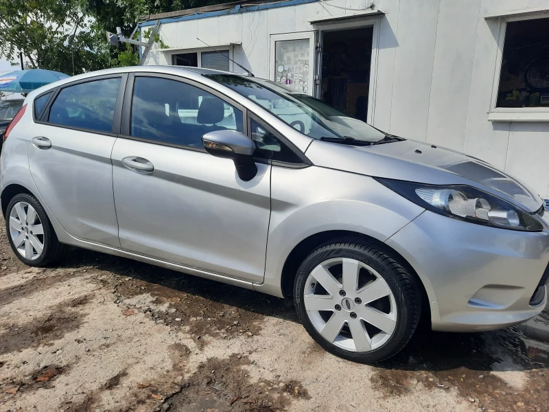 Ford Fiesta 2010таКАТО НОВА, снимка 4 - Автомобили и джипове - 47232739