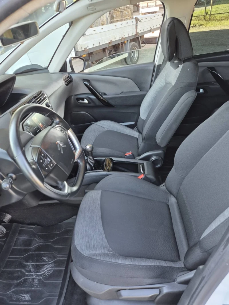 Citroen C4 Picasso 1.6 HDI BLUE, снимка 10 - Автомобили и джипове - 47355316