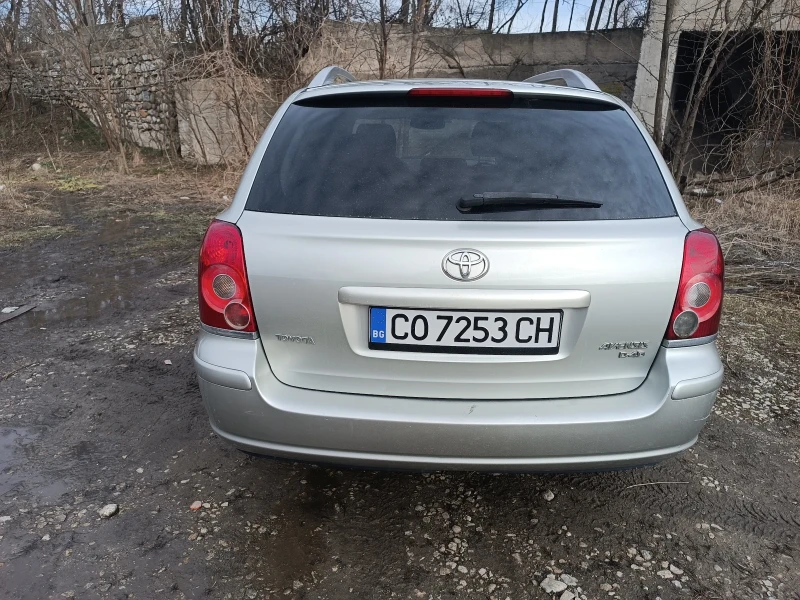 Toyota Avensis, снимка 13 - Автомобили и джипове - 49044093