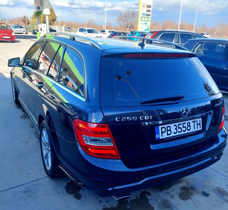 Mercedes-Benz C 250 4 matic AMG Facelift, снимка 4 - Автомобили и джипове - 49226583