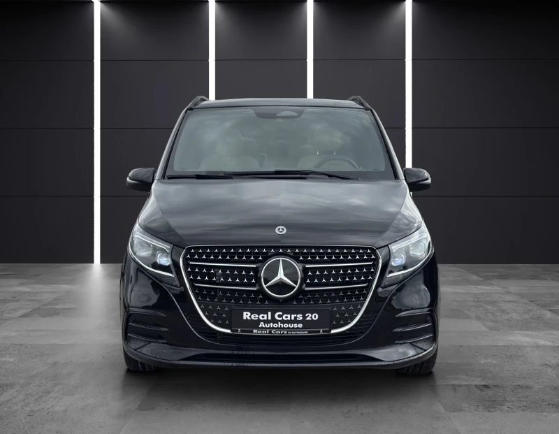 Mercedes-Benz V 300 d* LONG* AMG* EXCLUSIVE* PANO* BURMESTER* 360CAM* , снимка 2 - Автомобили и джипове - 51481989