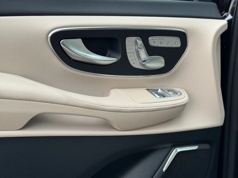 Mercedes-Benz V 300 d* LONG* AMG* EXCLUSIVE* PANO* BURMESTER* 360CAM* , снимка 8 - Автомобили и джипове - 51481989
