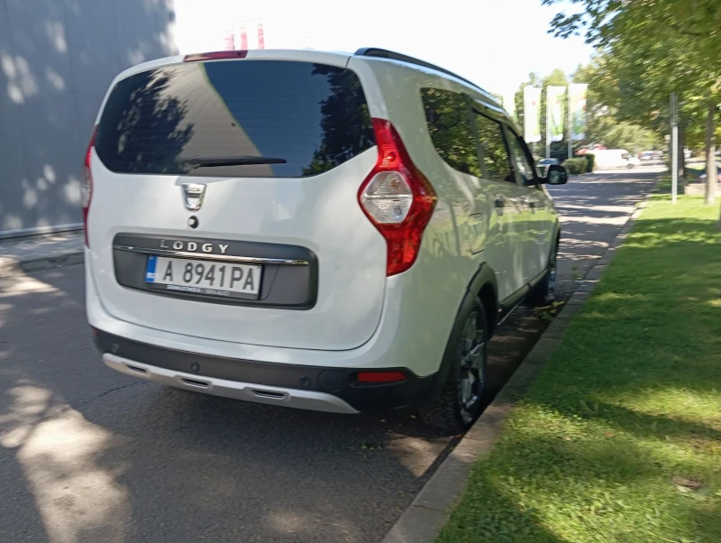 Dacia Lodgy 1.5dci.7m, снимка 5 - Автомобили и джипове - 52343590