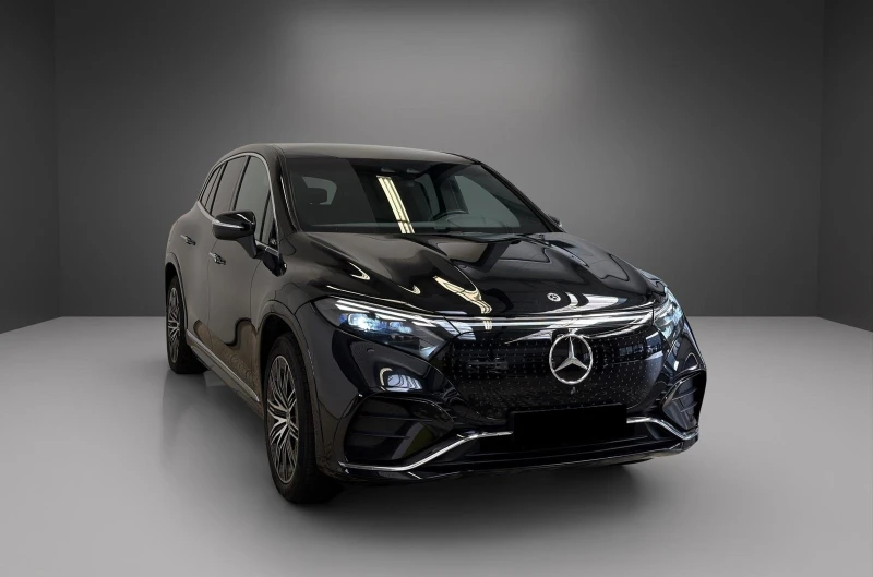 Mercedes-Benz EQS 580 4-MATIC SUV AMG HYPERSCREEN BURMESTER 7-МЕСТА, снимка 2 - Автомобили и джипове - 52393926