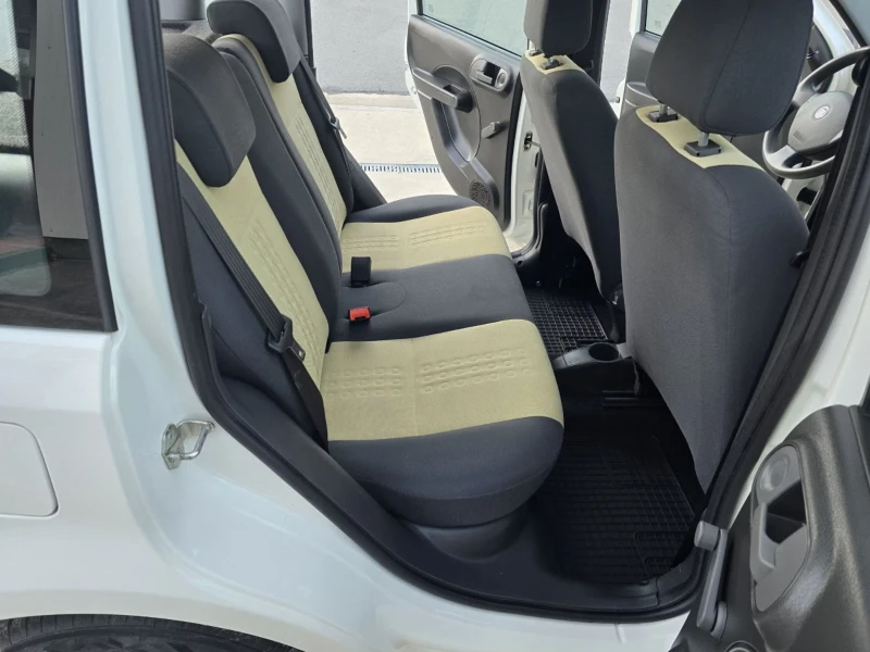 Fiat Panda 1.3i NAVI KLIMA , снимка 16 - Автомобили и джипове - 52568936