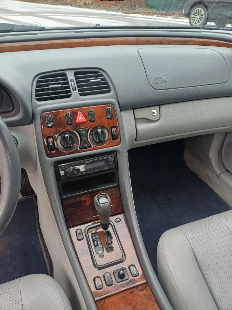 Mercedes-Benz CLK 230 KOMPRESSOR, снимка 13 - Автомобили и джипове - 53187778