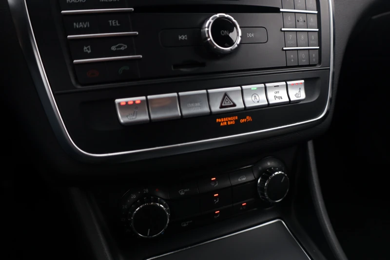 Mercedes-Benz CLA 200 d ShootingBrake Sport SzH NAVI ILS 18Zoll #iCarbg, снимка 16 - Автомобили и джипове - 53498133