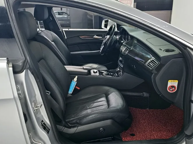 Mercedes-Benz CLS 350  - изображение 10