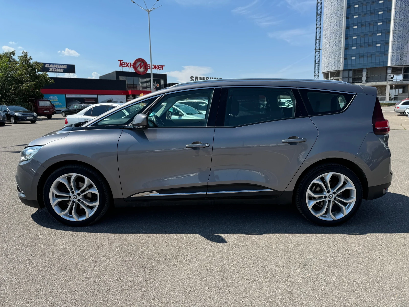 Renault Grand scenic 1.5dCI-AUTOMATIC-NAVI-7места - изображение 8