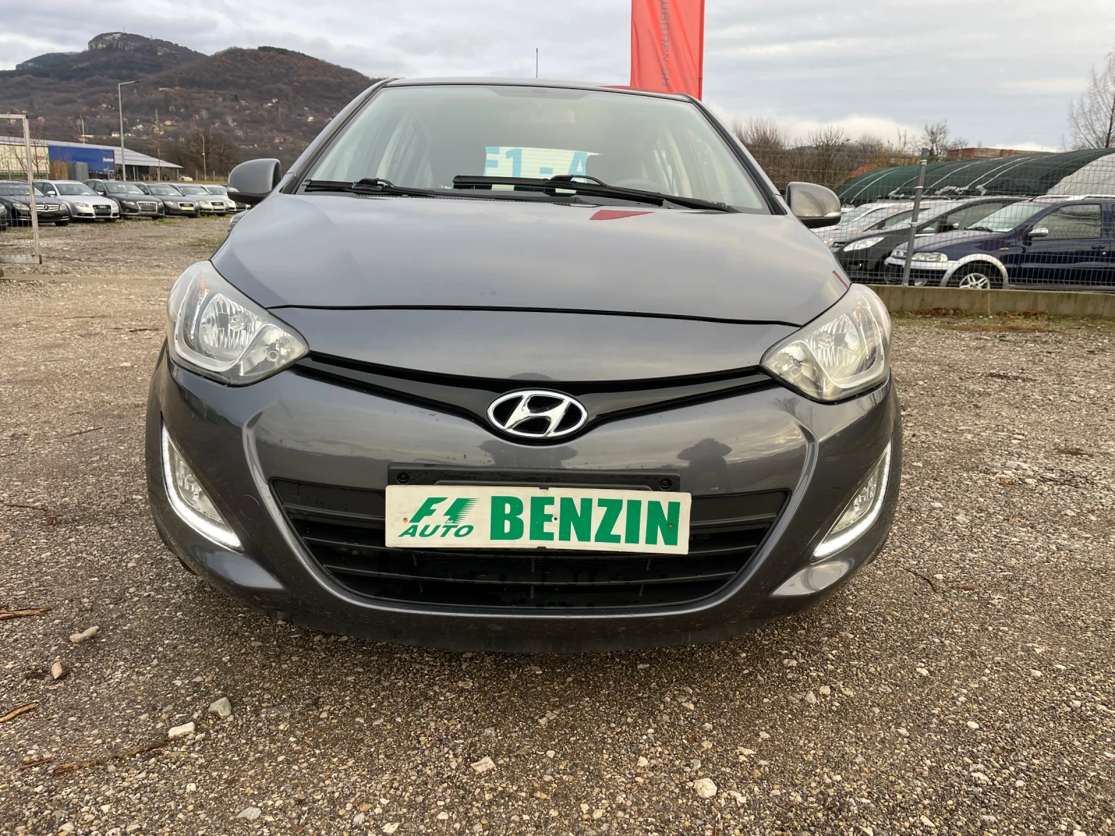 Hyundai I20 1.2i-GAS-BRC-NAVI-ITALIA - изображение 2