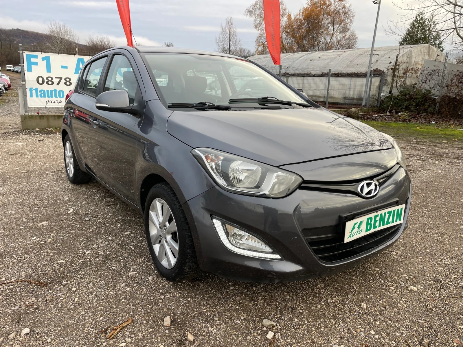 Hyundai I20 1.2i-GAS-BRC-NAVI-ITALIA - изображение 3