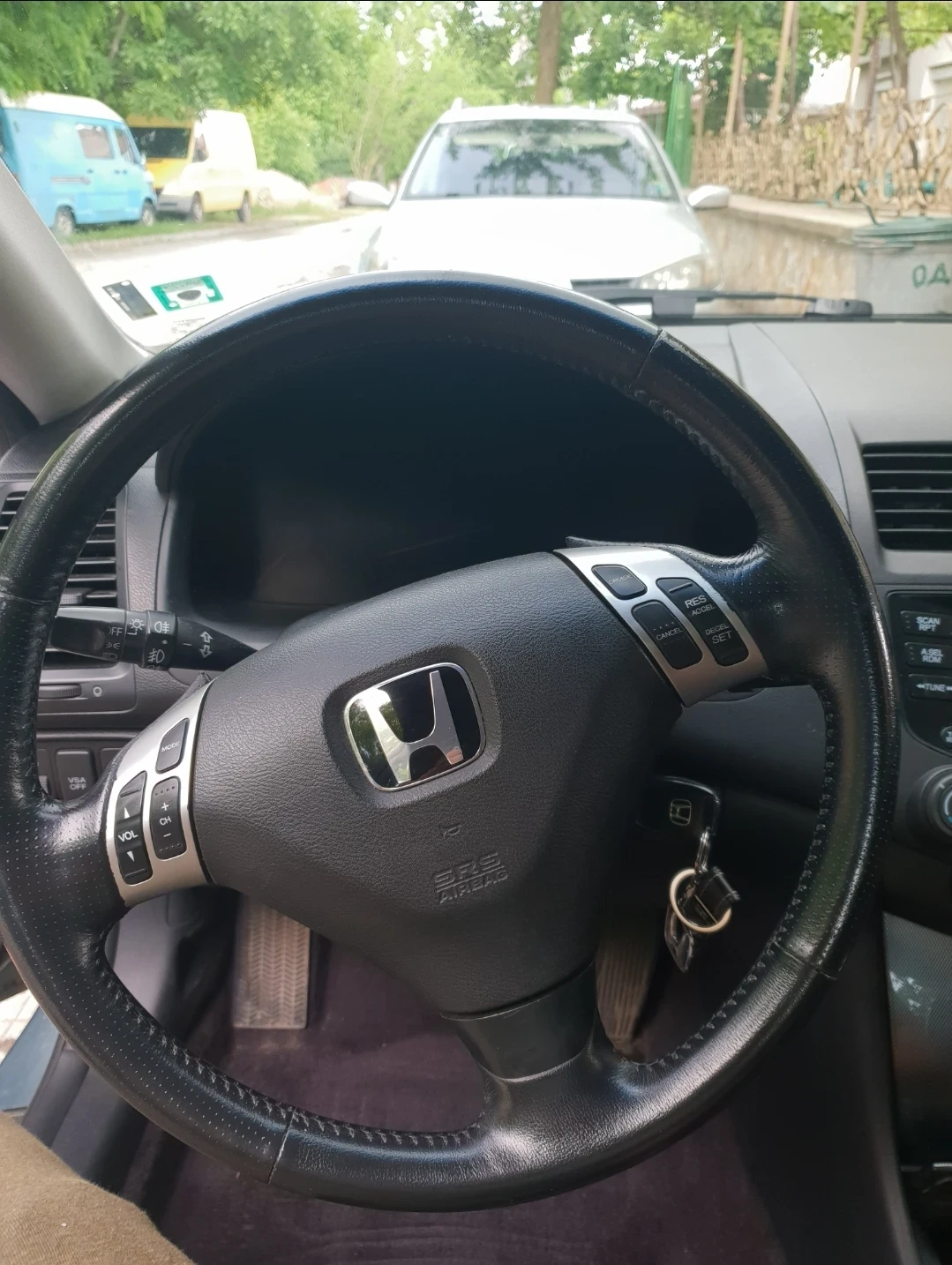 Honda Accord  - изображение 6