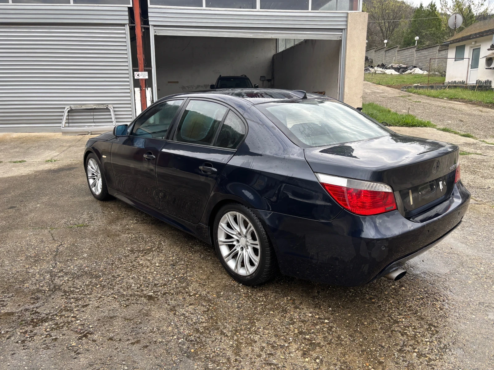 BMW 520  - изображение 4