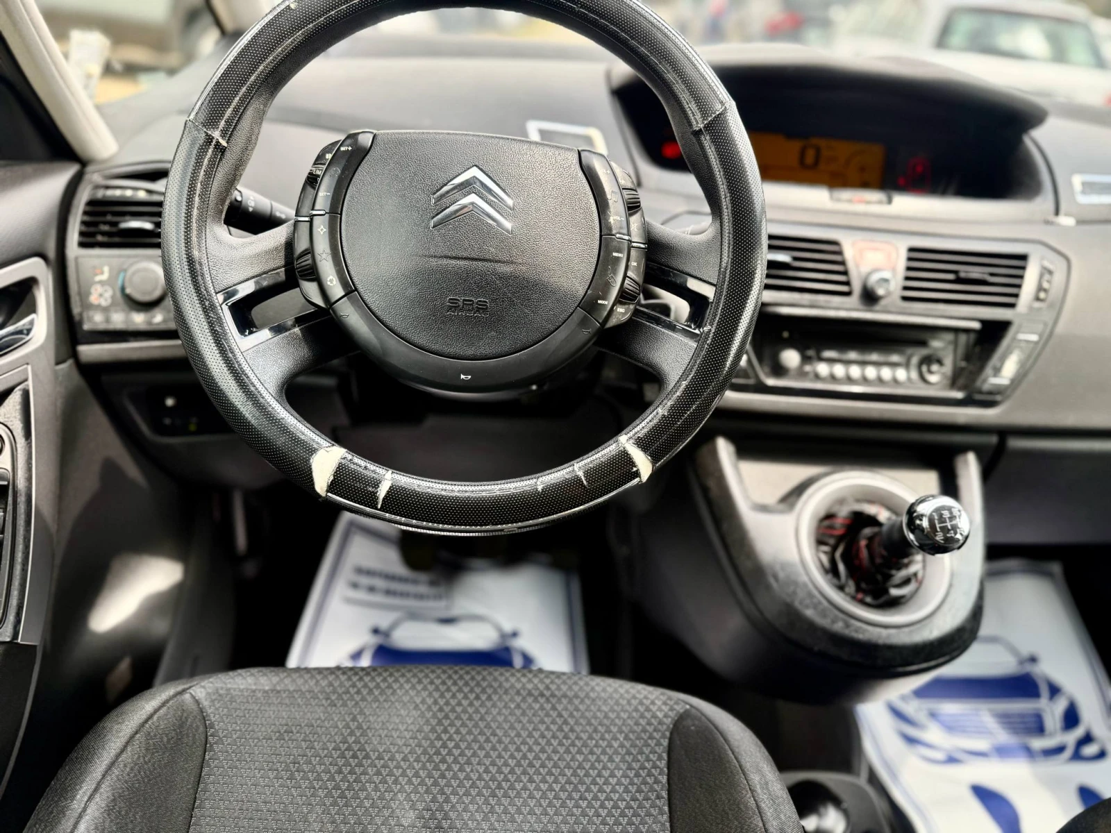 Citroen C4 Picasso 1.8 GAZ - изображение 10