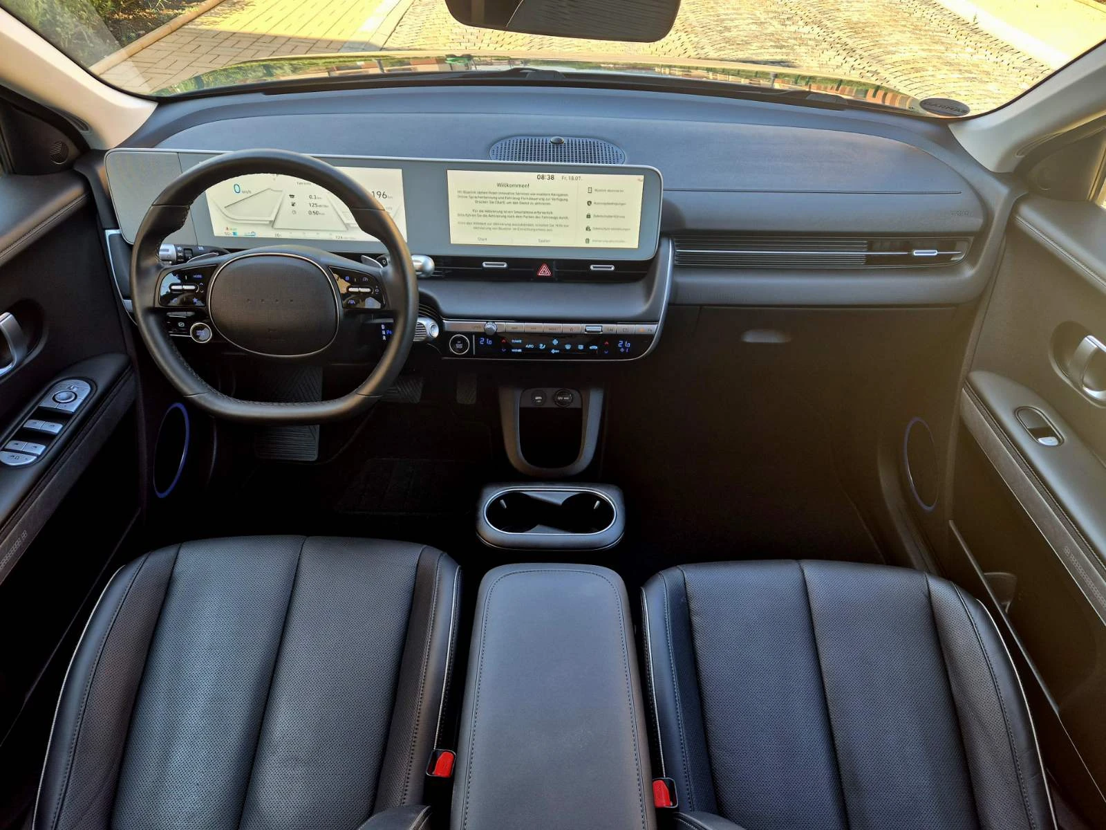 Hyundai Ioniq 5 Long Range* AWD* 77.4kwh* PANO* TOP*  - изображение 9