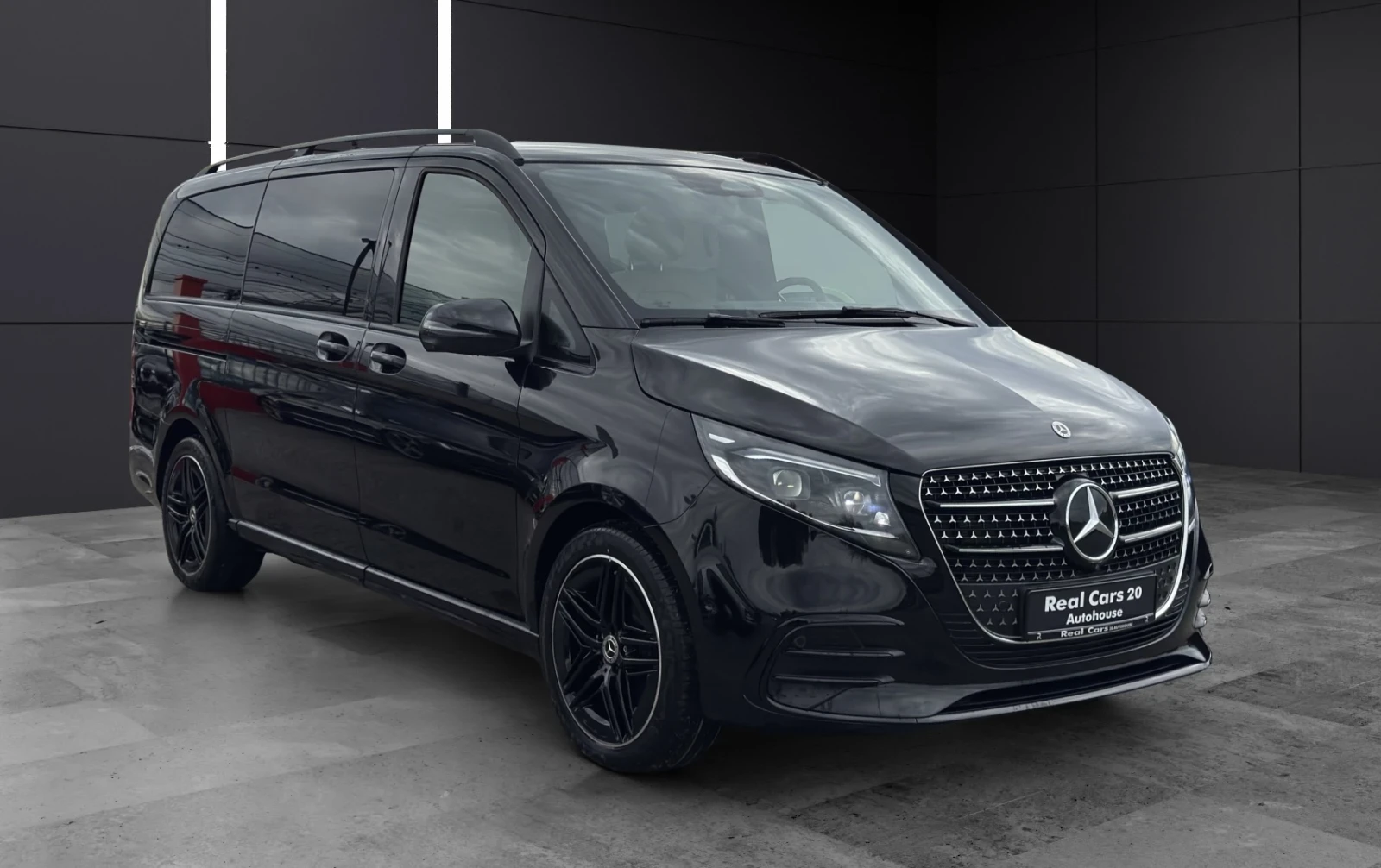 Mercedes-Benz V 300 d* LONG* AMG* EXCLUSIVE* PANO* BURMESTER* 360CAM*  - изображение 3