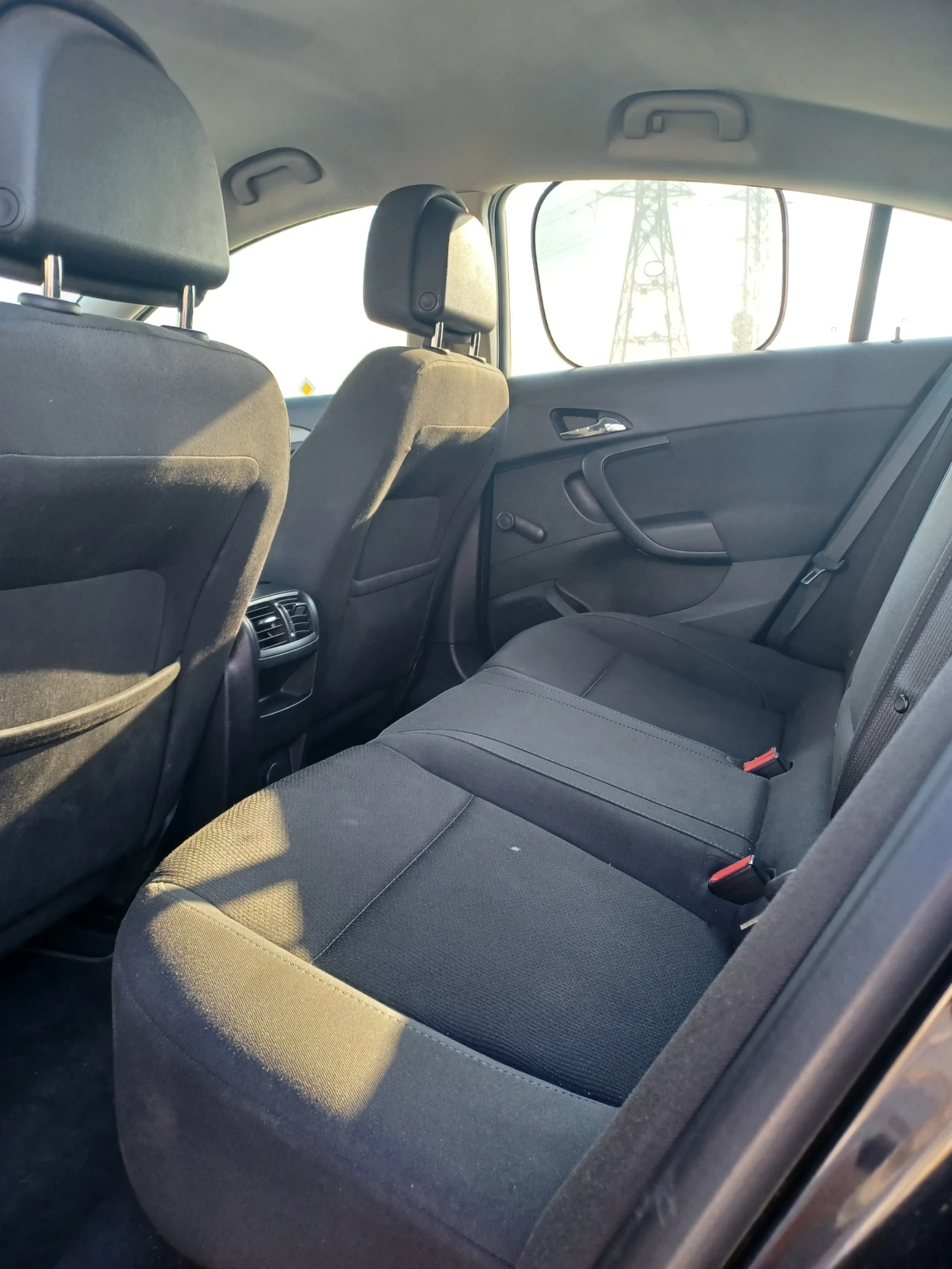 Opel Insignia 2.0 110 кс  дизел - изображение 6