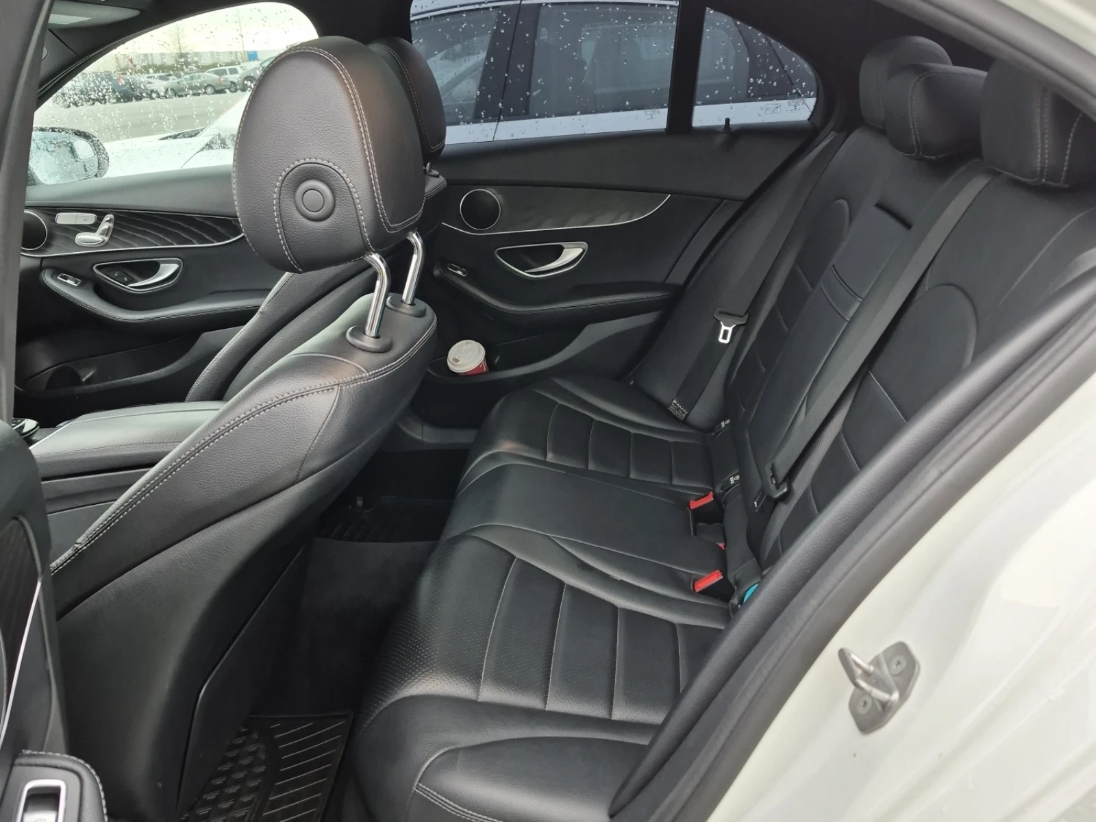 Mercedes-Benz C 300 * * CARFAX * * ���� ������ * *  | Mobile.bg � ����������� 8