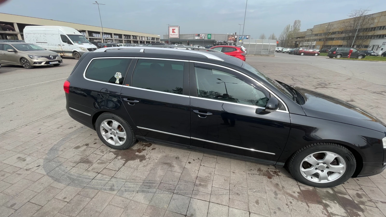 VW Passat, снимка 16 - Автомобили и джипове - 54206810