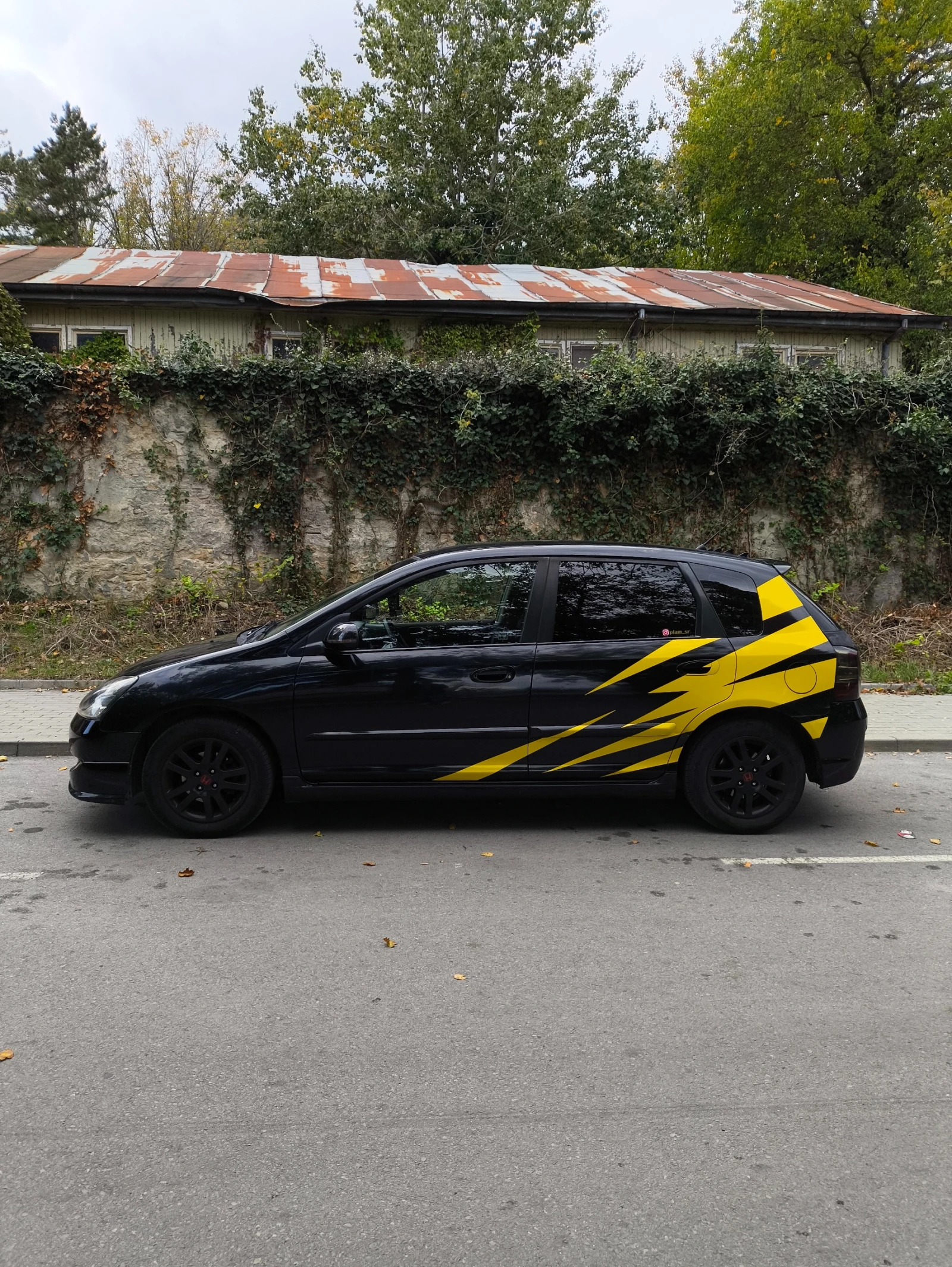 Honda Civic 1.7, снимка 3 - Автомобили и джипове - 54336289