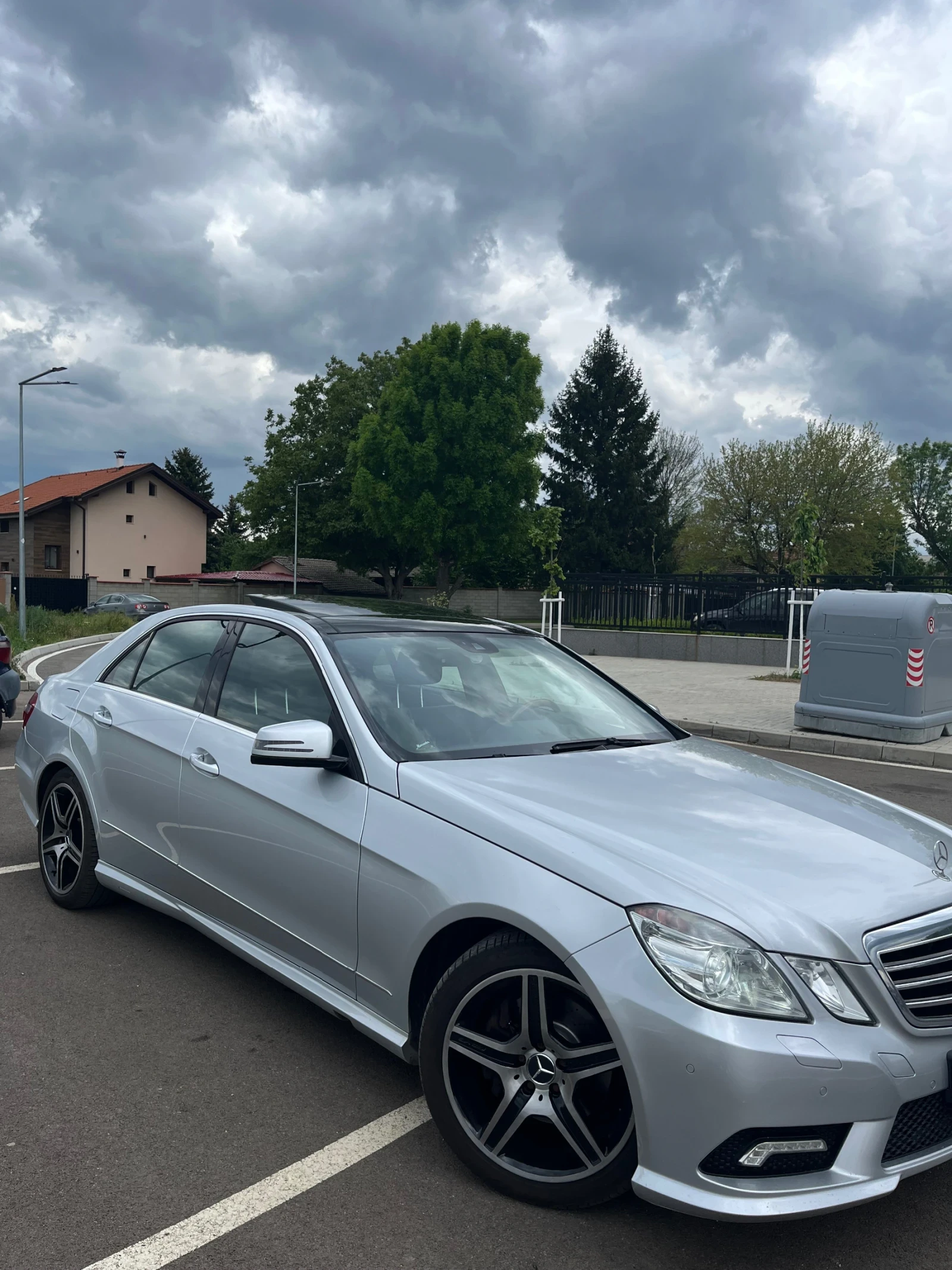 Mercedes-Benz E 350, снимка 7 - Автомобили и джипове - 54580359
