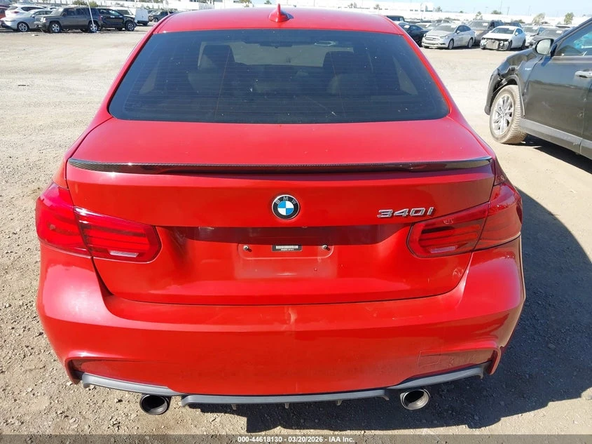 BMW 340 2018 BMW 340I, снимка 8 - Автомобили и джипове - 54696385