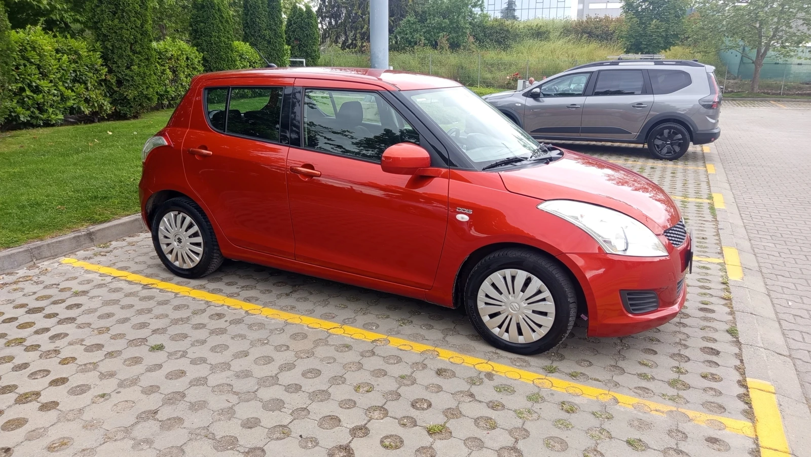 Suzuki Swift 1.3DDIS EORO 5 135000KM, снимка 5 - Автомобили и джипове - 54699075