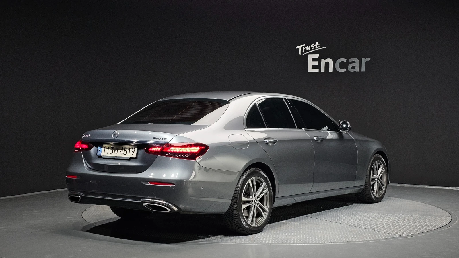 Mercedes-Benz E 350 W213 Mild Hybrid 2.0 4MATIC, снимка 2 - Автомобили и джипове - 55219826