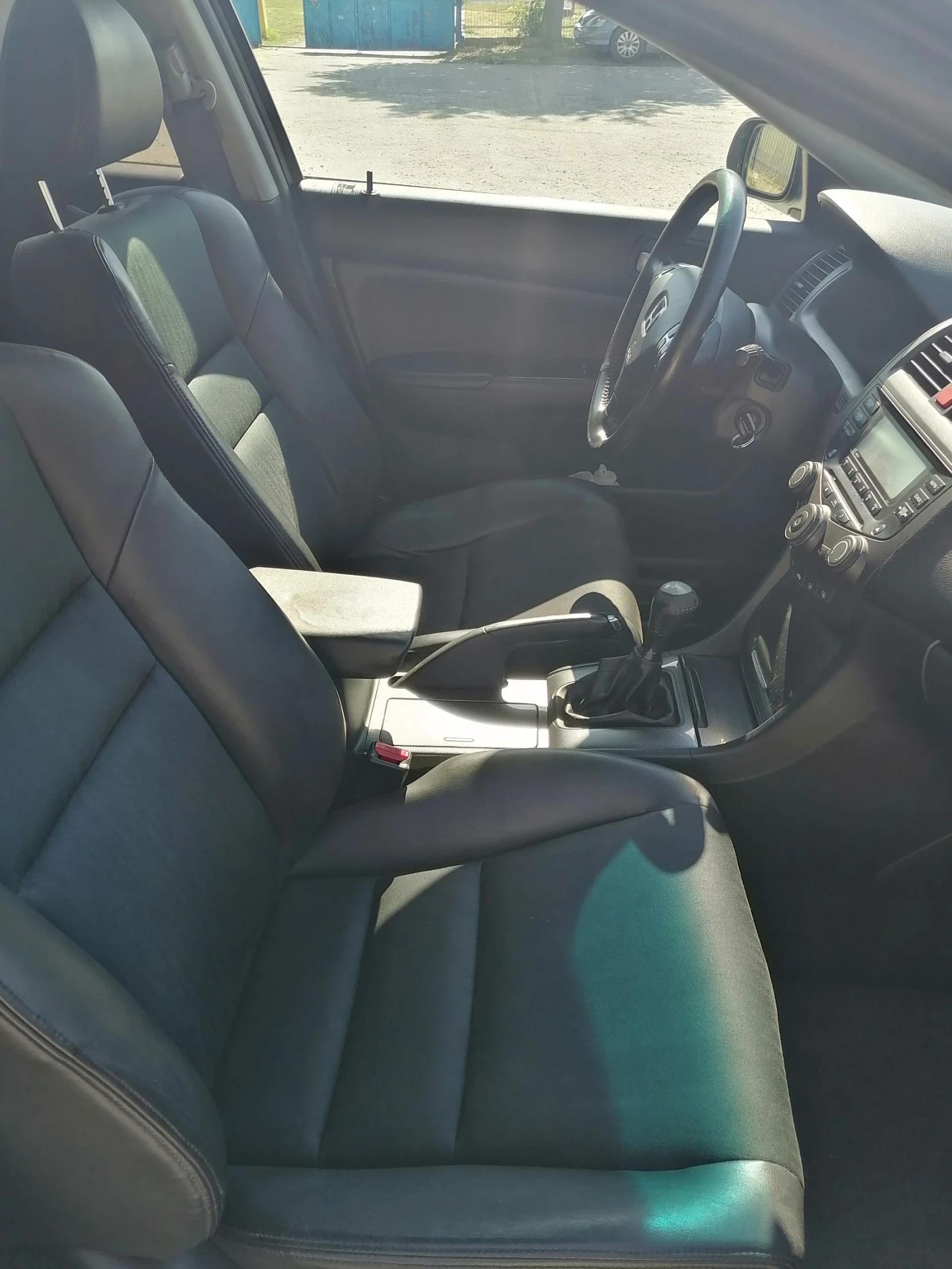 Honda Accord 2.4i, 190к.с., Type-S, снимка 8 - Автомобили и джипове - 55571383