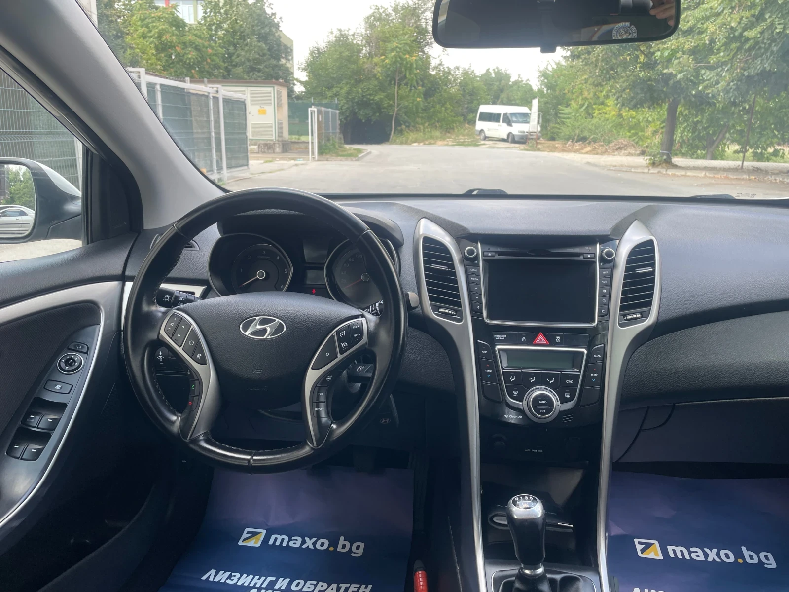 Hyundai I30 1.6 CRDi 136кс , снимка 11 - Автомобили и джипове - 55575652